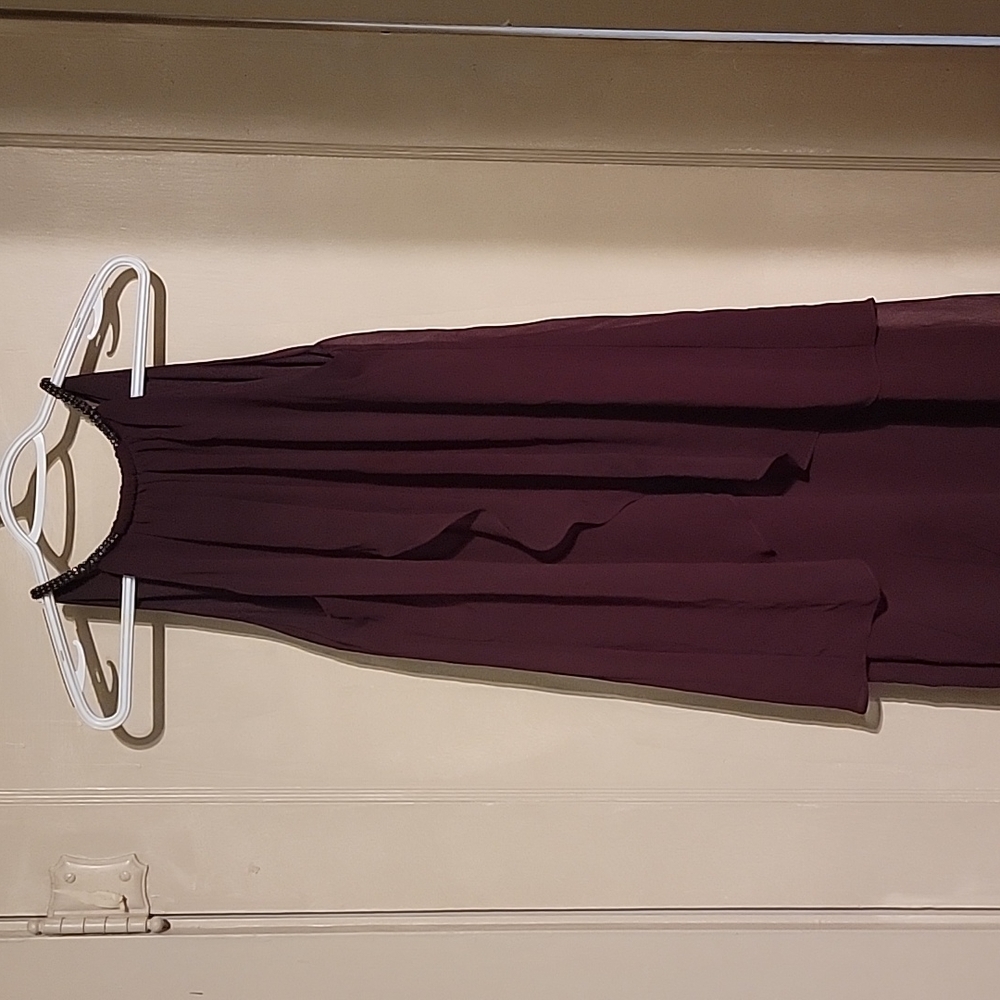 SLNY Fig Burgundy Dress Size 8 Chiffon Woman's Sheath Dressy r27 - Picture 3 of 12